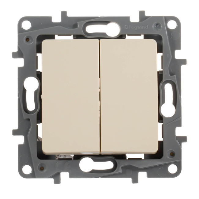 Выключатель двухклавишный Legrand Etika 10A 250V белый 672202