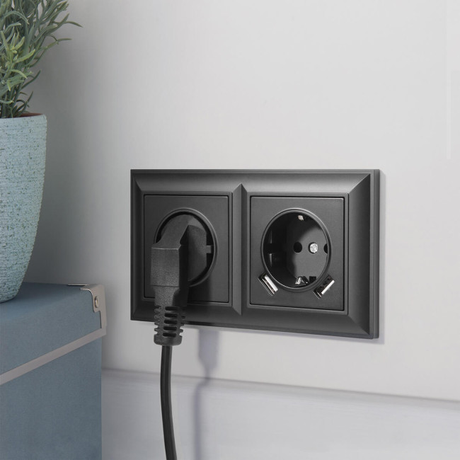 Розетка с заземлением Werkel черный матовый W1171008 4690389156878 Розетка с заземлением Werkel черный матовый W1171008 4690389156878