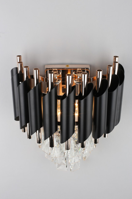 Настенный светильник Omnilux Certaldo OML-81801-02 Настенный светильник Omnilux Certaldo OML-81801-02