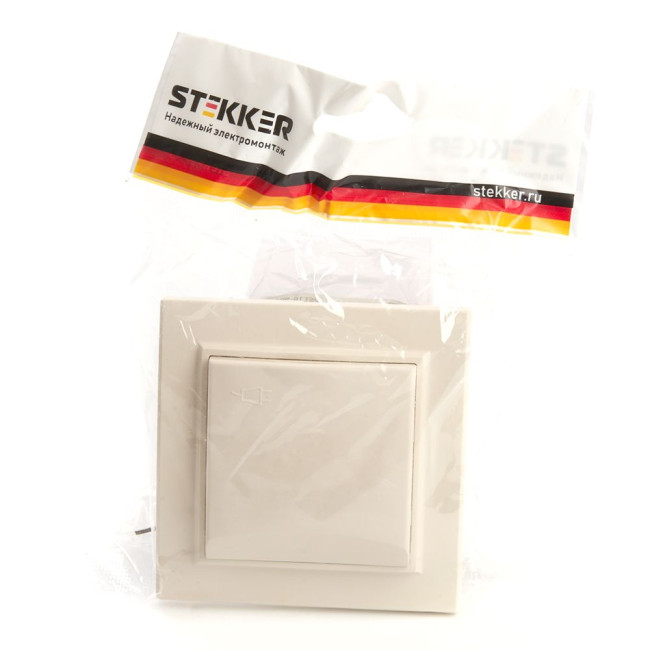 Розетка 1-местная с крышкой Stekker PST16-9012-02 с защитной шторкой 39238 Розетка 1-местная с крышкой Stekker PST16-9012-02 с защитной шторкой 39238