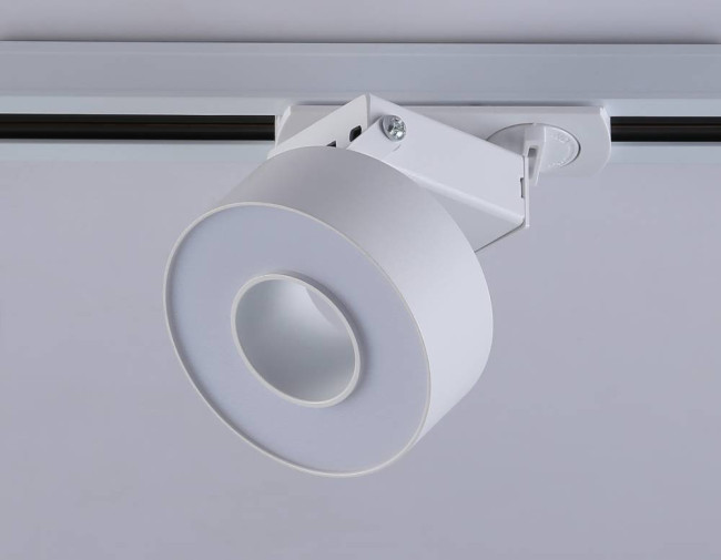 Трековый однофазный светильник Ambrella Light Track System GL6861 Трековый однофазный светильник Ambrella Light Track System GL6861