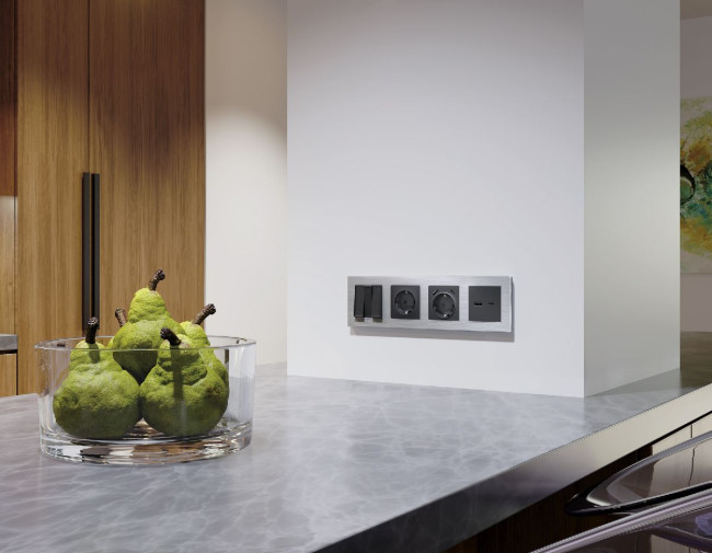 Лицевая панель для розетки 2USB тип A+C Ambrella Volt Alfa AP9110 Лицевая панель для розетки 2USB тип A+C Ambrella Volt Alfa AP9110