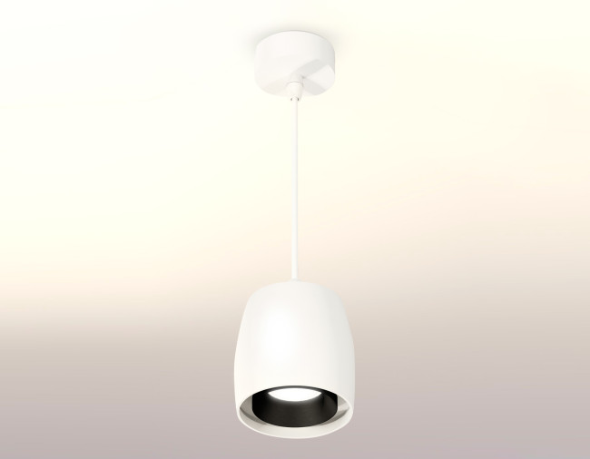 Подвесной светильник Ambrella Light Techno Spot XP1141001 (A2301, C1141, N7031) Подвесной светильник Ambrella Light Techno Spot XP1141001 (A2301, C1141, N7031)