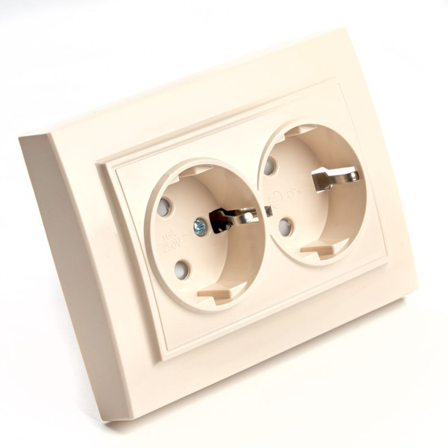Розетка 2-местная Stekker PST16-9014-02 с защитной шторкой 39240 Розетка 2-местная Stekker PST16-9014-02 с защитной шторкой 39240