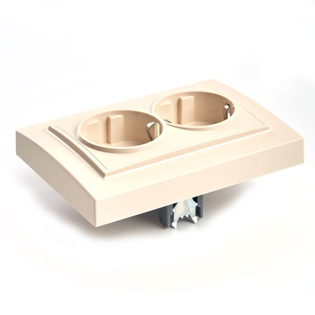 Розетка 2-местная Stekker PST16-9014-02 с защитной шторкой 39240 Розетка 2-местная Stekker PST16-9014-02 с защитной шторкой 39240