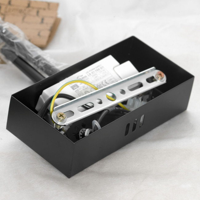 Люстра на штанге Lussole Beaumont LSP-7073 Люстра на штанге Lussole Beaumont LSP-7073