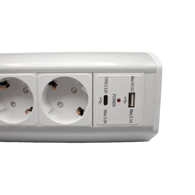 Блок розеток LK-BN1402 (2 секции 1 USB + 1 type-C) Mebax 00-00002870 Блок розеток LK-BN1402 (2 секции 1 USB + 1 type-C) Mebax 00-00002870