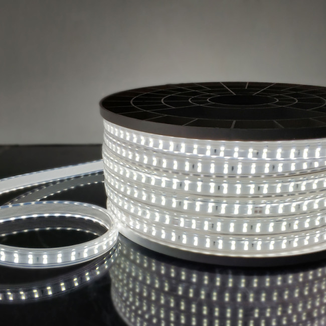 Светодиодная лента Elektrostandard 220V 18W 180Led 2835 IP65, холодный белый, 50 м, двухрядная 4690389170041 Светодиодная лента Elektrostandard 220V 18W 180Led 2835 IP65, холодный белый, 50 м, двухрядная 4690389170041