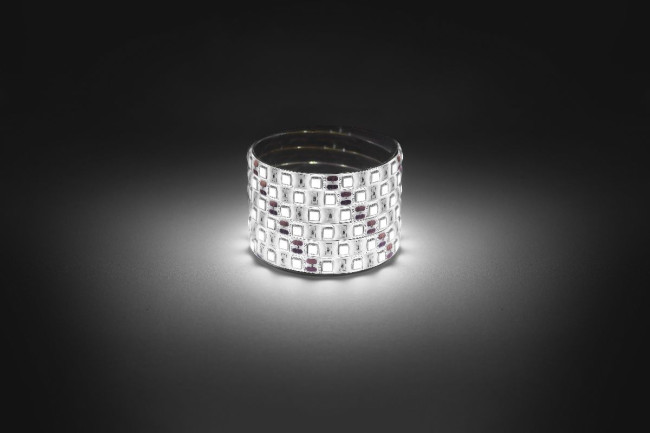 Светодиодная лента Эра 12В 5050 14,4Вт/м 4000K 5м IP65 LS5050-14,4-60-12-4000K-IP65-1 year-5m Б0059913