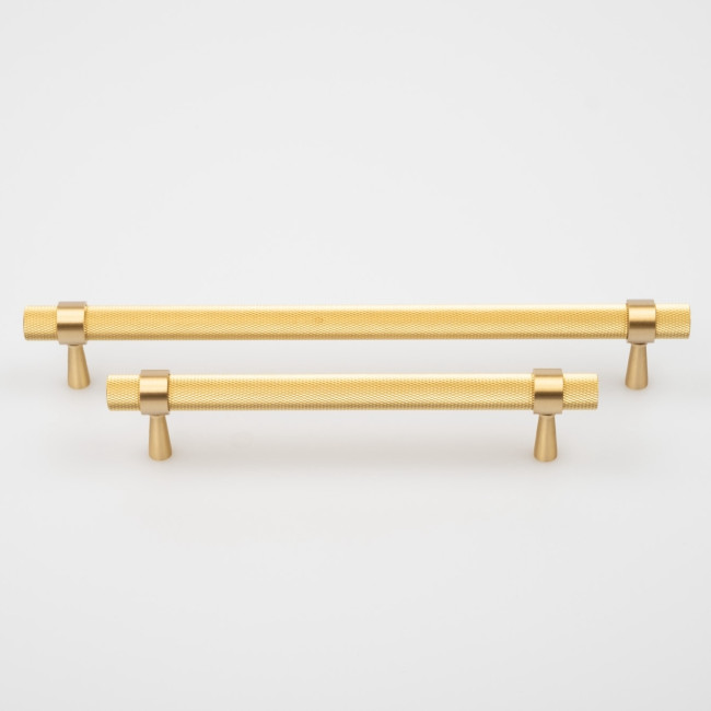 Ручка-скоба Evora 19.2 Ручка-скоба Evora 19.2