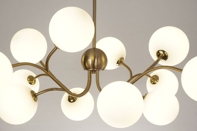 Люстра на штанге Zortes Blo ZRS.1777.12 Люстра на штанге Zortes Blo ZRS.1777.12