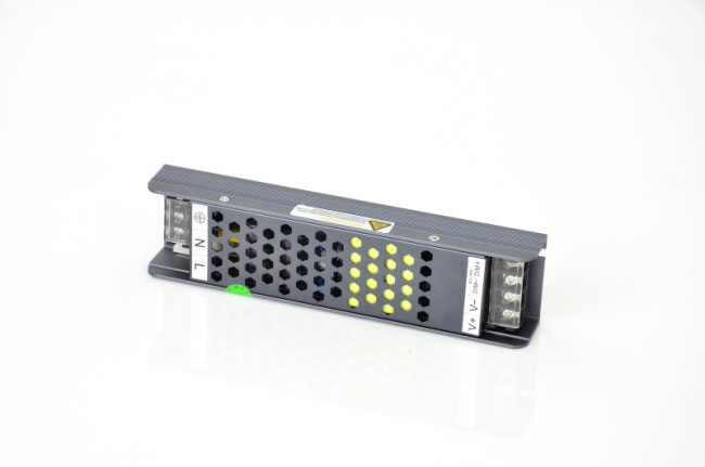 Блок питания диммируемый SWG YA-150-12-TR 006953 Блок питания диммируемый SWG YA-150-12-TR 006953