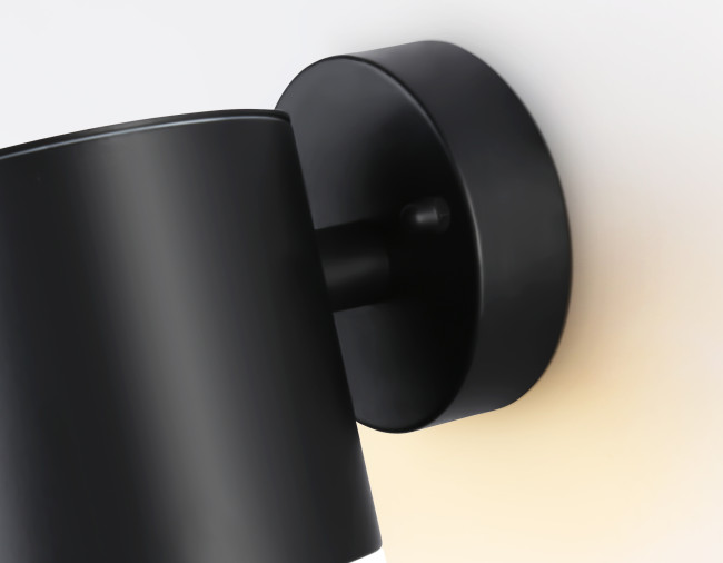 Уличный настенный светильник Ambrella Light Garden ST3327