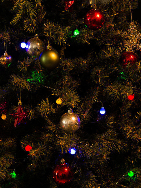 Светодиодная гирлянда Uniel разноцветные шарики (11093) разноцветный ULD-S0280-020/DGA Multi IP20 Colorballs Светодиодная гирлянда Uniel разноцветные шарики (11093) разноцветный ULD-S0280-020/DGA Multi IP20 Colorballs