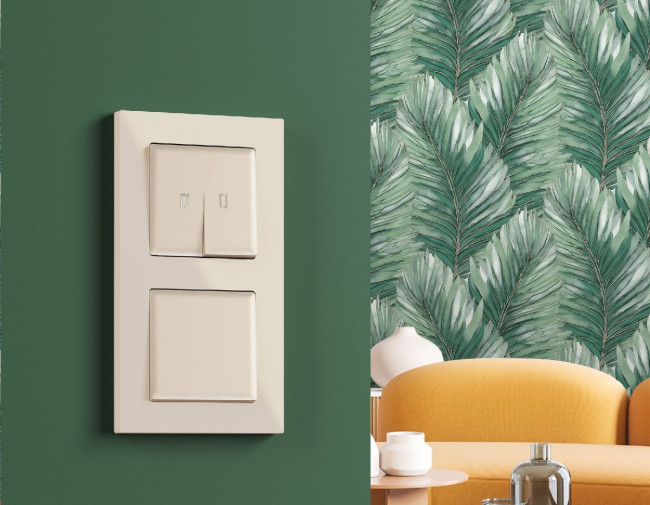 Рамка четырехместная Ambrella Volt Techno AF220334 Рамка четырехместная Ambrella Volt Techno AF220334