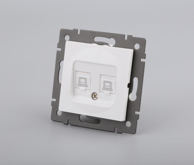 Механизм компьютерной розетки двойной Arlight SCT-MPC2-PL-WH-V (RJ-45, CAT6) 049854 Механизм компьютерной розетки двойной Arlight SCT-MPC2-PL-WH-V (RJ-45, CAT6) 049854