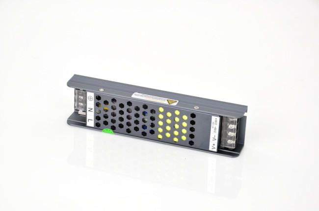 Блок питания диммируемый SWG YA-200-24-TR 006956 Блок питания диммируемый SWG YA-200-24-TR 006956