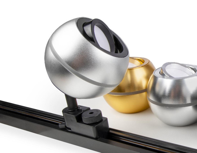 Трековый однофазный светильник с подсветкой Ambrella Light Track System XT1103001 (A2521, C1103, N7002) Трековый однофазный светильник с подсветкой Ambrella Light Track System XT1103001 (A2521, C1103, N7002)