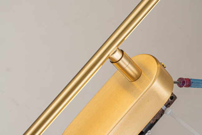 Настенный светильник Belfast Skipton 85001-1W-L BR