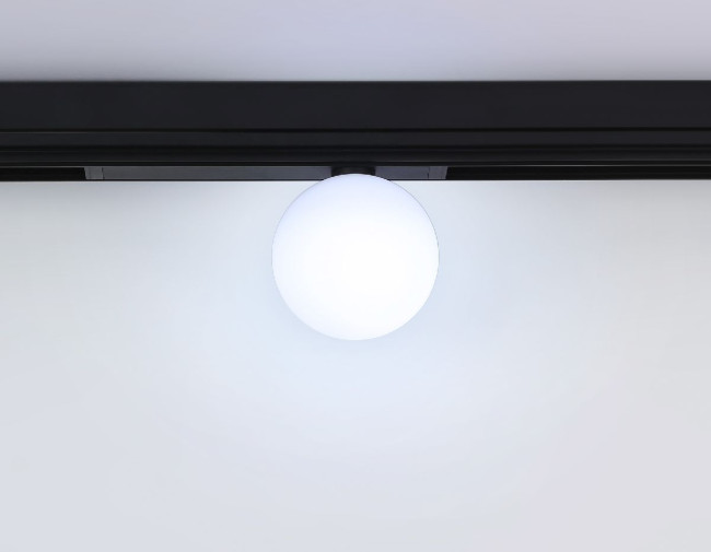 Трековый магнитный светильник Ambrella Light Magnetic 220V GL1371