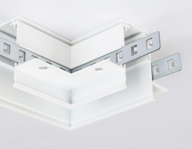 Коннектор угловой для шинопровода Ambrella Light Track System GL3352