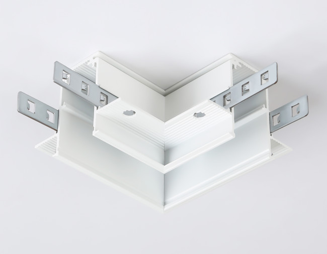 Коннектор угловой для шинопровода Ambrella Light Track System GL3352