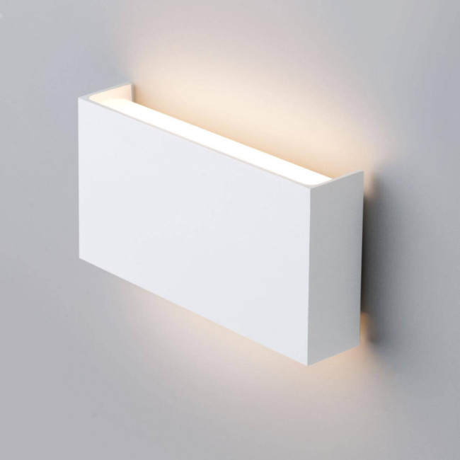 Уличный настенный светодиодный светильник Elektrostandard 1705 Techno Led Golf Белый 4690389117152 Уличный настенный светодиодный светильник Elektrostandard 1705 Techno Led Golf Белый 4690389117152