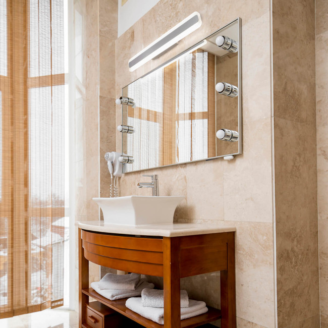 Настенный светодиодный светильник Elektrostandard Ivata LED хром MRL LED 1085 4690389124235 Настенный светодиодный светильник Elektrostandard Ivata LED хром MRL LED 1085 4690389124235