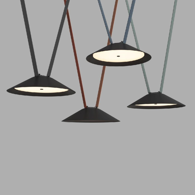 Трековый однофазный светильник Denkirs Belty Flow DK5565-BK Трековый однофазный светильник Denkirs Belty Flow DK5565-BK