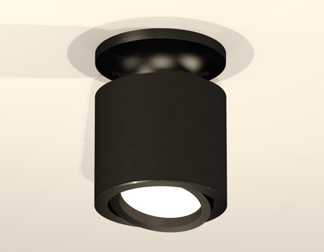 Накладной поворотный светильник Ambrella Light Techno XS7402060 (N7926, C7402, N7002) Накладной поворотный светильник Ambrella Light Techno XS7402060 (N7926, C7402, N7002)