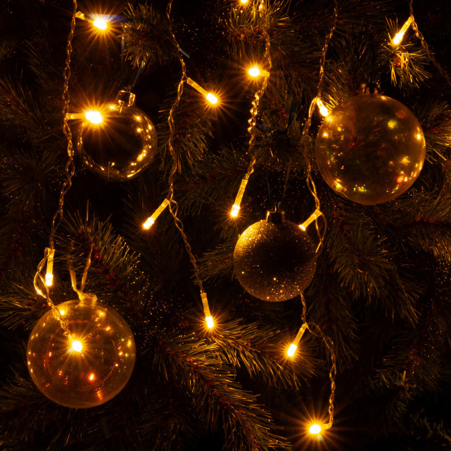 Гирлянда Eurosvet 100-001 100-001 теплый белый 1,8*0,5м IP20 a060410 Гирлянда Eurosvet 100-001 100-001 теплый белый 1,8*0,5м IP20 a060410