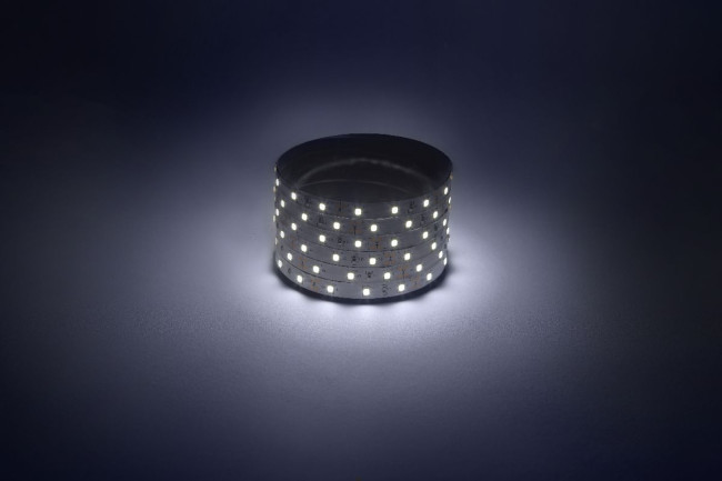 Светодиодная лента Эра 12В 2835 4,8Вт/м 6500K 5м IP20 LS2835-4,8-60-12-6500K-IP20-1 year-5m Б0035586