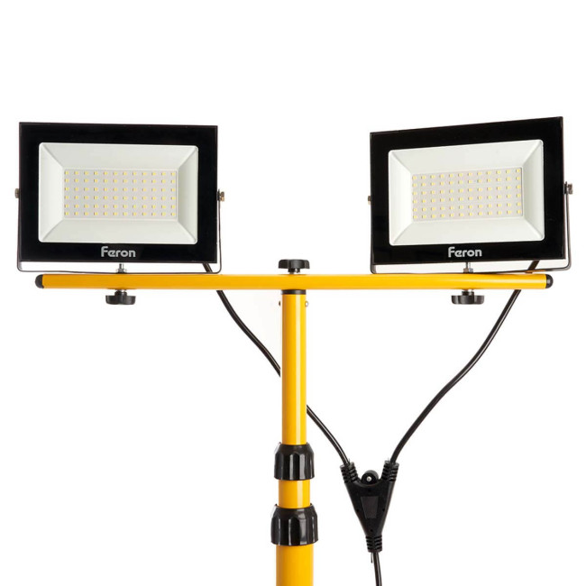 Светодиодный прожектор Feron LL502 на штативе 60W 29567 Светодиодный прожектор Feron LL502 на штативе 60W 29567