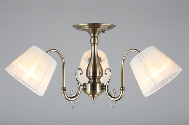 Потолочная люстра Omnilux Leonessa OML-29117-03 Потолочная люстра Omnilux Leonessa OML-29117-03