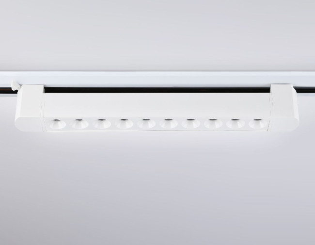 Трековый однофазный светильник Ambrella Light Track system GL6706