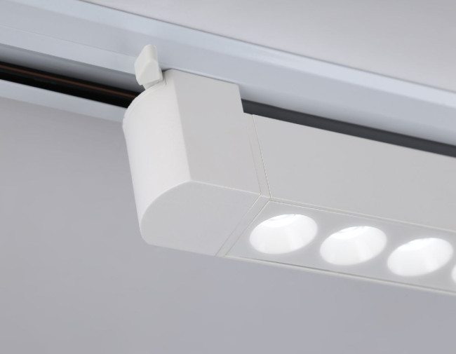 Трековый однофазный светильник Ambrella Light Track system GL6706