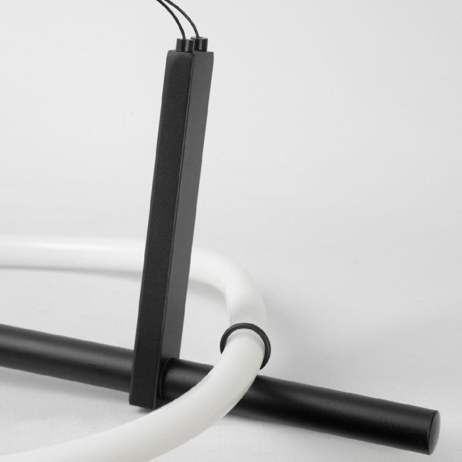 Линейный подвесной светильник Lussole River LSP-7303 Линейный подвесной светильник Lussole River LSP-7303