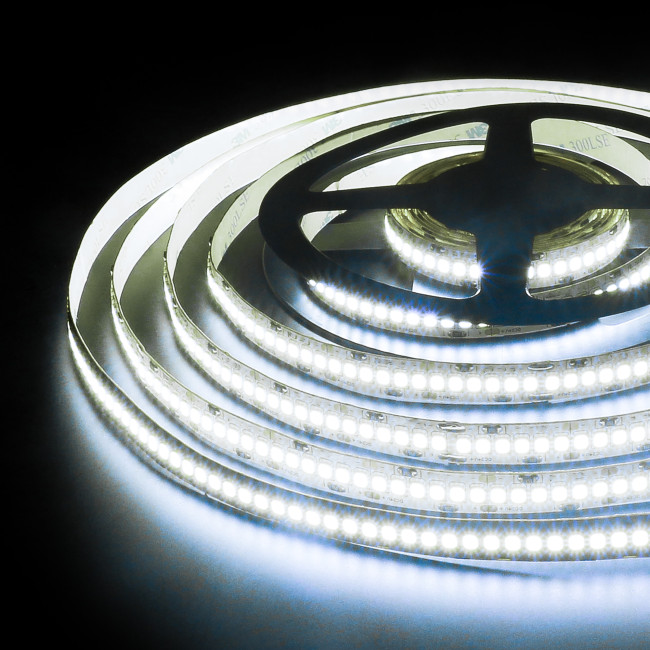 Светодиодная лента Elektrostandard 12V 16W 240Led 2835 IP65 холодный белый, 5м 4690389167591 Светодиодная лента Elektrostandard 12V 16W 240Led 2835 IP65 холодный белый, 5м 4690389167591