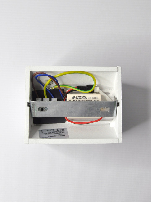 Настенный светильник Elvan BR-310-5W-WW-WTH