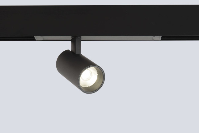 Трековый светильник Crystal Lux Space 220 CLT 0.35 003 10W BL 4000K Трековый светильник Crystal Lux Space 220 CLT 0.35 003 10W BL 4000K
