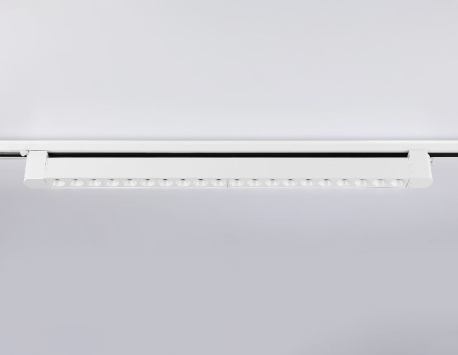 Трековый однофазный светильник Ambrella Light Track system GL6718