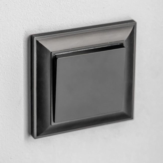 Перекрестный переключатель Werkel одноклавишный черный матовый W1113008 4690389156687 Перекрестный переключатель Werkel одноклавишный черный матовый W1113008 4690389156687