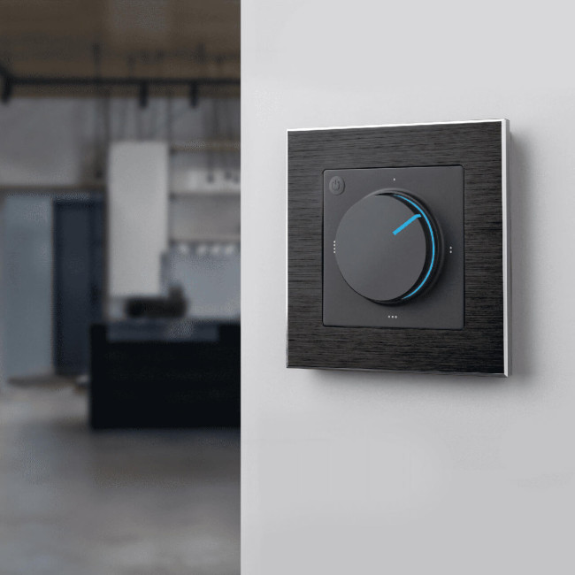 Рамка Werkel Aluminium на 1 пост черный алюминий W0011708 4690389157981 Рамка Werkel Aluminium на 1 пост черный алюминий W0011708 4690389157981