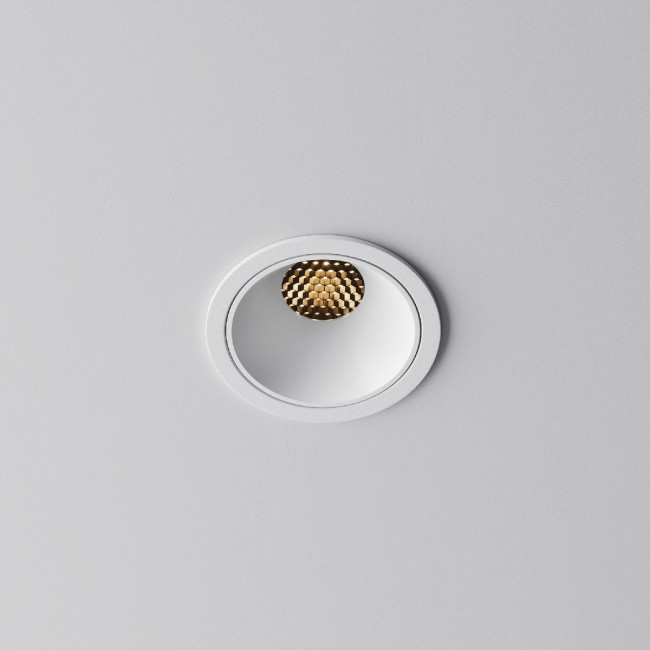 Встраиваемый светильник Maytoni Alfa LED DL043-01-10W2.7K-RD-W Встраиваемый светильник Maytoni Alfa LED DL043-01-10W2.7K-RD-W