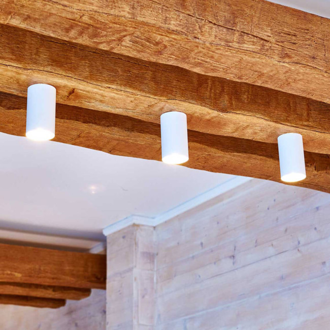 Накладной светильник Elektrostandard 1081 (5255) GU10 WH белый 4690389103810 Накладной светильник Elektrostandard 1081 (5255) GU10 WH белый 4690389103810