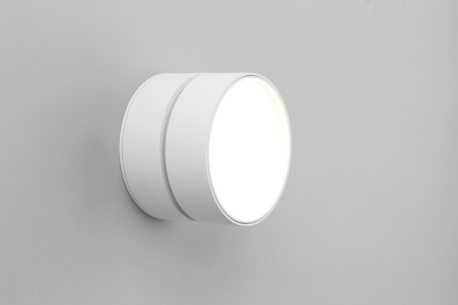 Светодиодный спот Omnilux Lenno OML-101309-18 Светодиодный спот Omnilux Lenno OML-101309-18