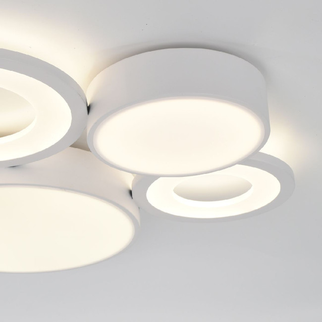 Потолочная люстра Escada Streamline 10286/4LED Потолочная люстра Escada Streamline 10286/4LED