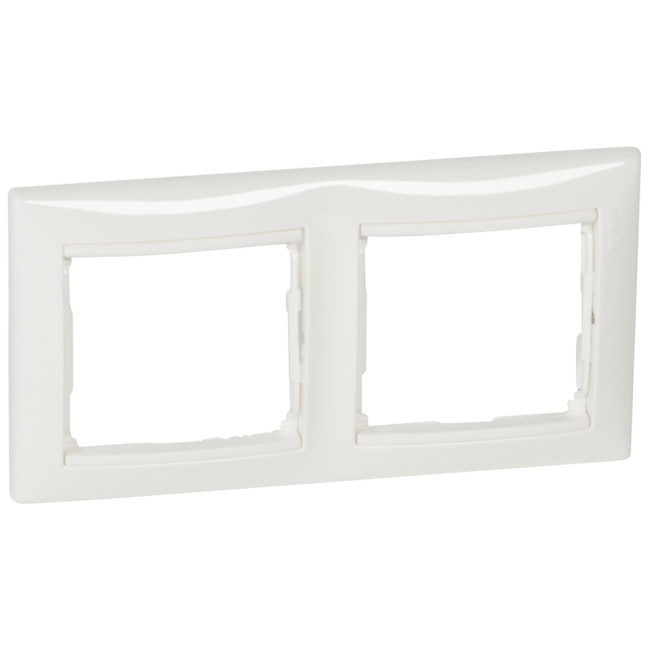Рамка двухместная Legrand Valena Classic 694241 Рамка двухместная Legrand Valena Classic 694241