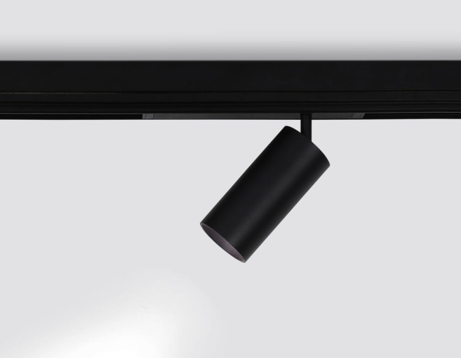 Трековый светодиодный светильник Ambrella Light Track System GL1640 Трековый светодиодный светильник Ambrella Light Track System GL1640